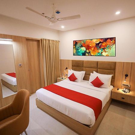 The Royal Legacy Hotel Lucknow Exterior photo