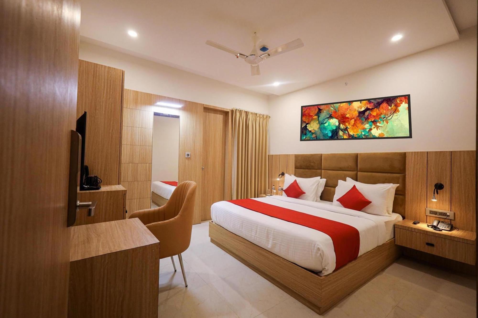 The Royal Legacy Hotel Lucknow Exterior photo