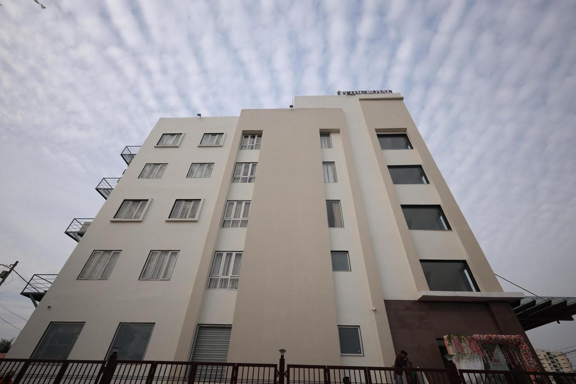 The Royal Legacy Hotel Lucknow Exterior photo